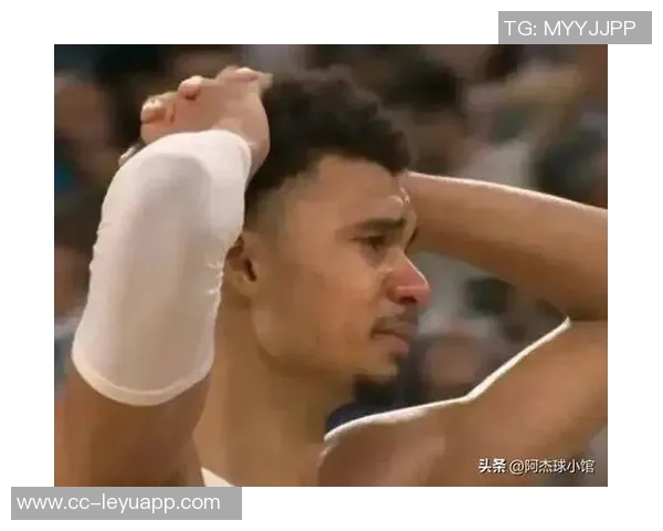 文班亚马晒照悼念祖母情深意重昨日泪水难掩哀伤心情