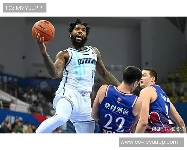 鲍威尔高效表现25分钟内砍下23分6助攻助力球队胜利