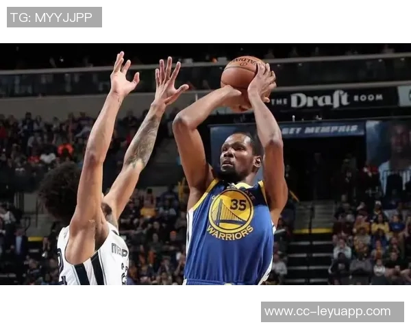 杜兰特谈与雷霆比赛的重要性强调胜负不是唯一标准 杜兰特谈与雷霆比赛的重要性强调胜负不是唯一标准