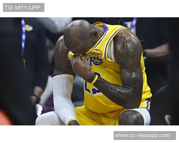 湖人本季失利均为两位数分差上季引入卢卡后13场比赛输掉8场同样分差惨重